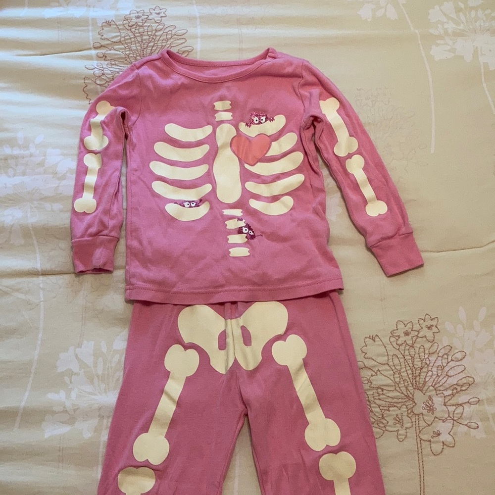 Size 3 Pink two piece Halloween pajamas